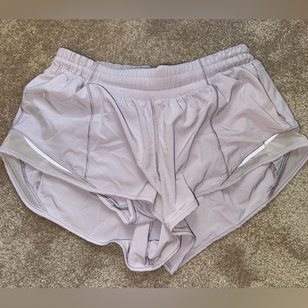 lululemon athletica Light Purple Athletic Shorts hotty hot 2.5” size 8